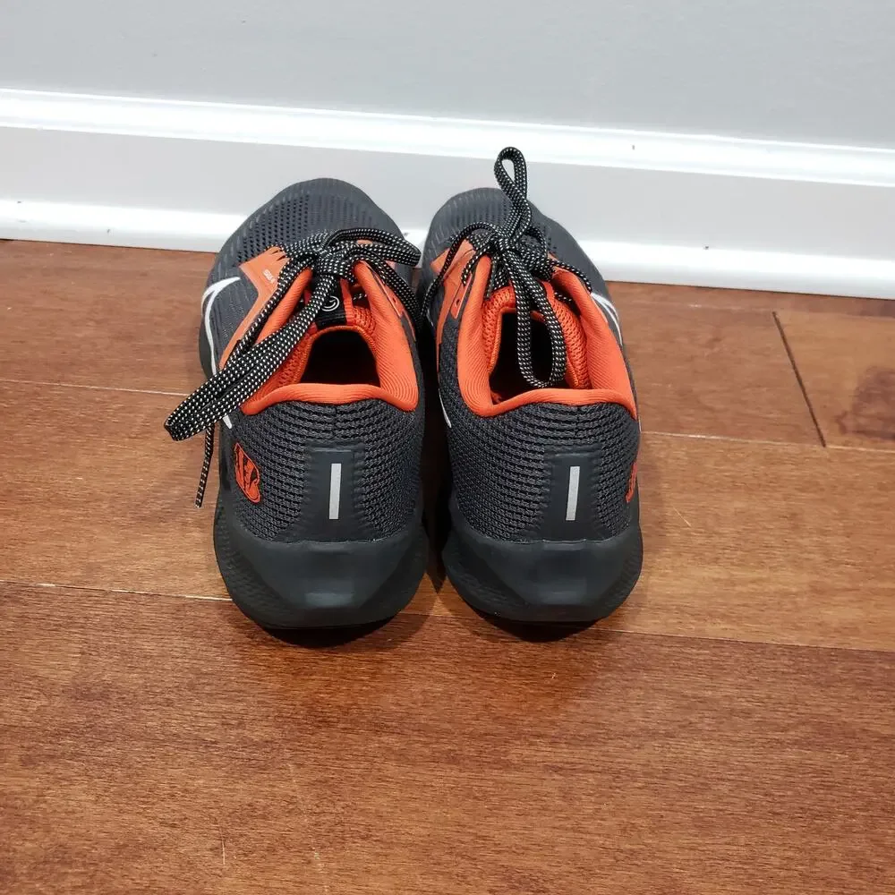 Nike Air Zoom Pegasus 40 Cincinnati Bengals Mens 8.5 NFL Running Shoes